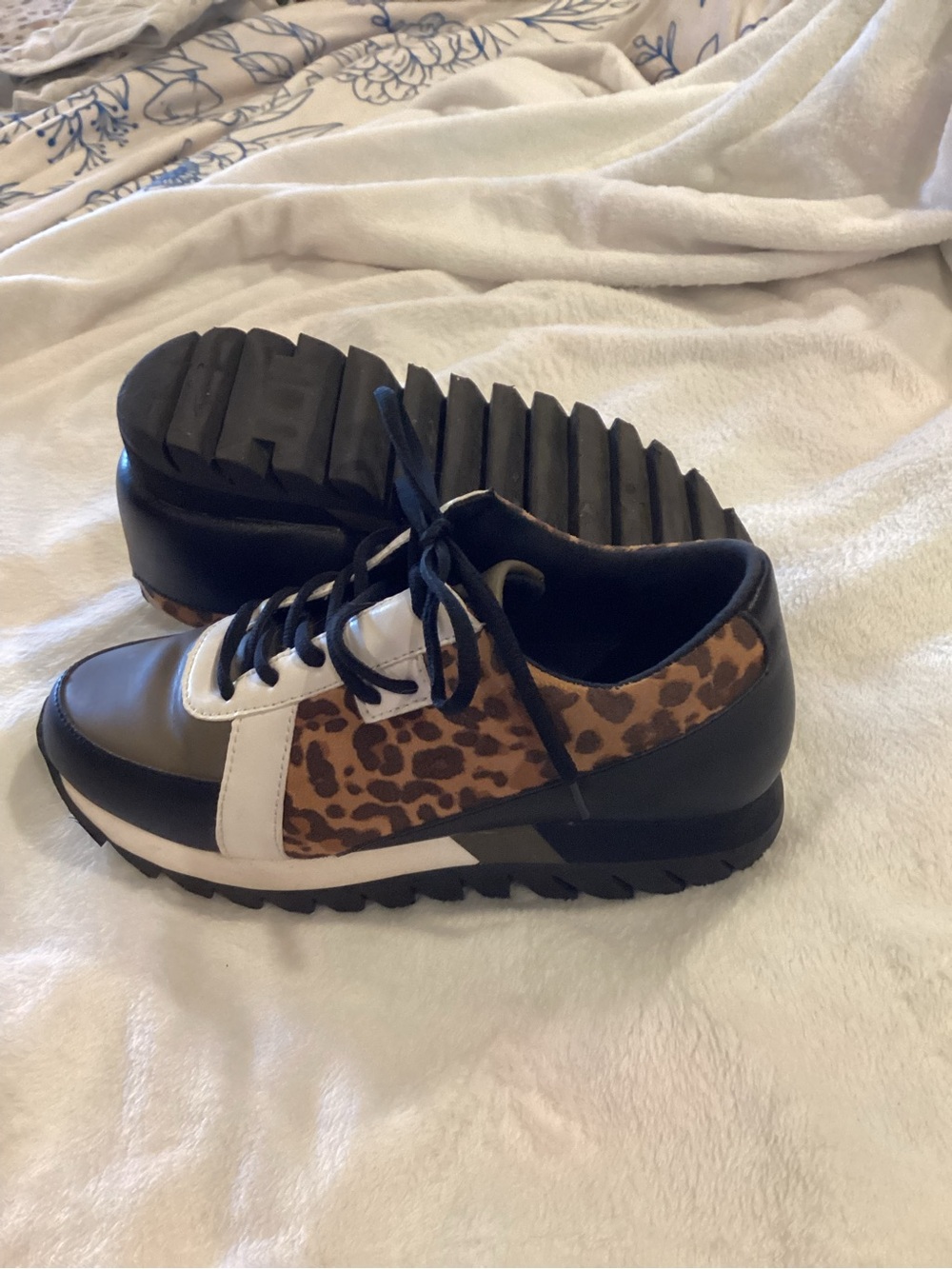Not Rated Leopard-Accent Black White Fashion Sneaker